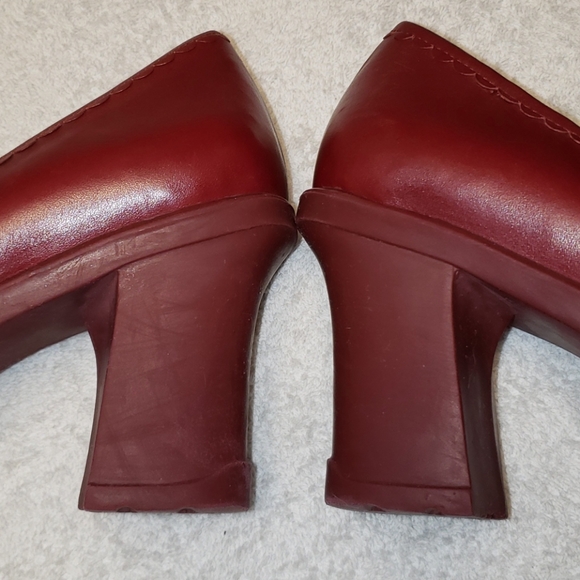 Massimo Red Leather square toe, block heels, 8.5 - Picture 12 of 14